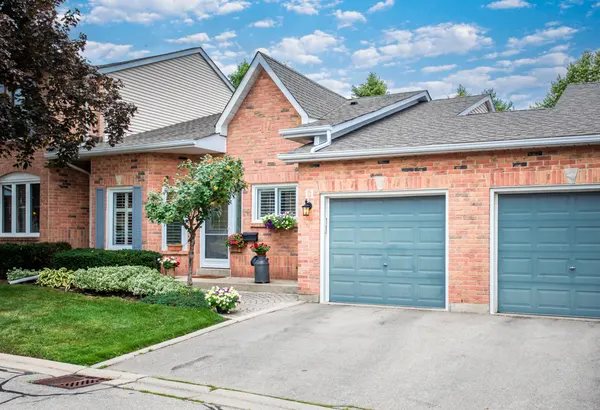 11 - 2155 Duncaster Drive, Burlington