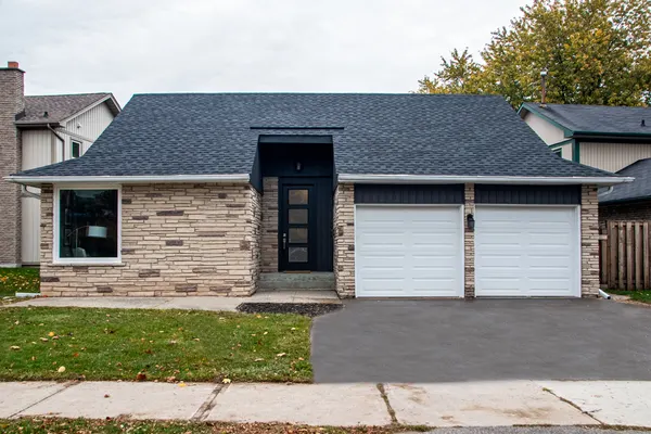 2403 Cavendish Drive, Burlington