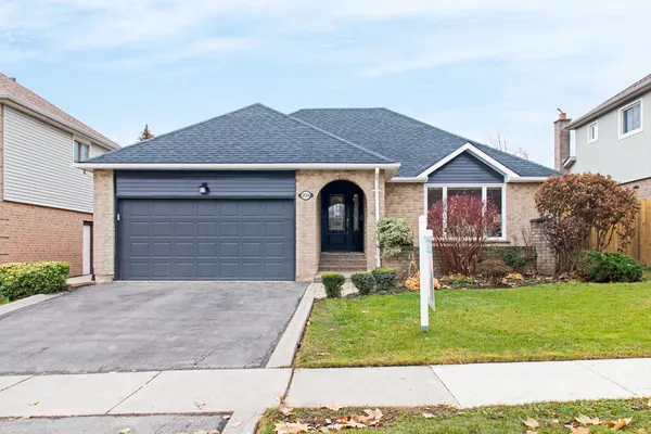 2554 Cavendish Drive, Burlington