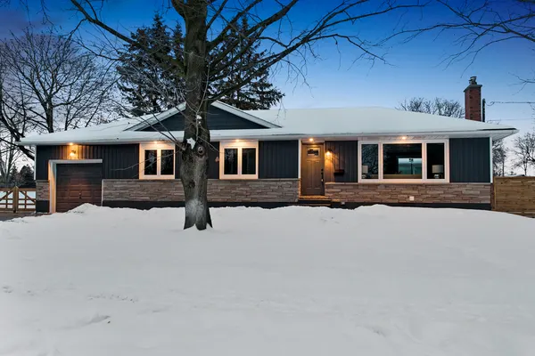 291 Tuck Drive, Burlington