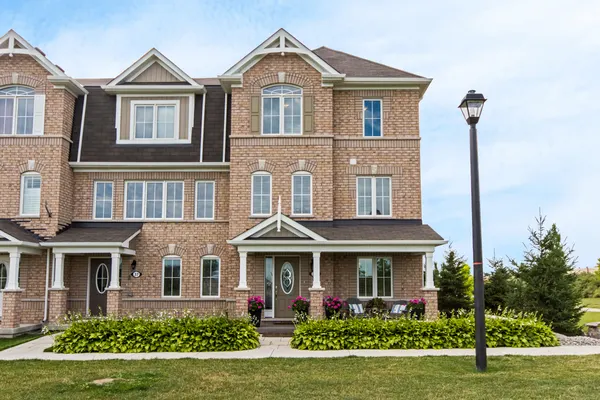 39 Tight Court, Milton