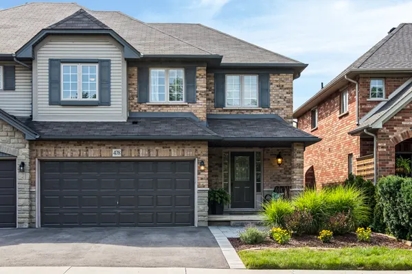478 Sandcherry Drive, Burlington