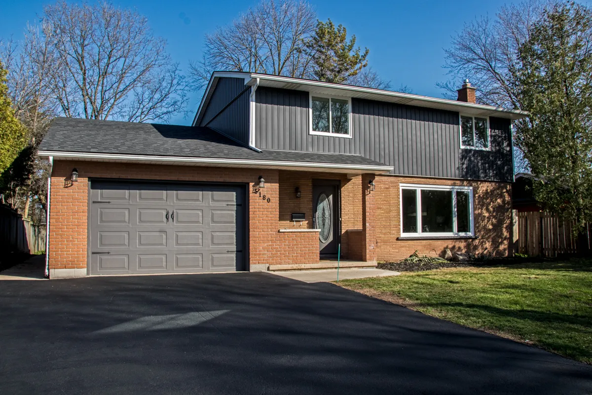 5180 Spruce Avenue, Burlington