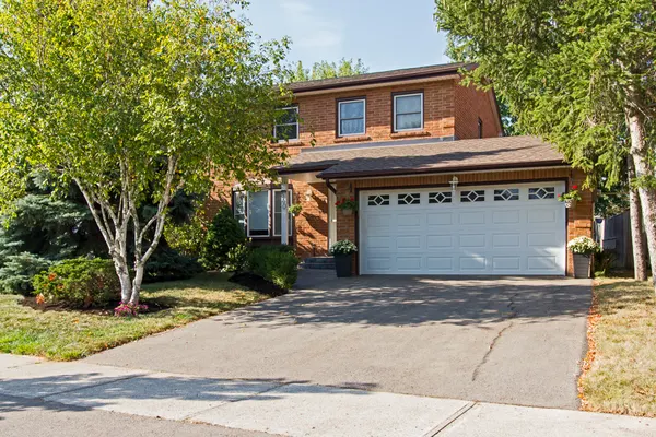 540 Marcellus Avenue, Milton