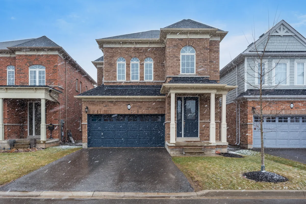 86 Macbean Crescent, Waterdown