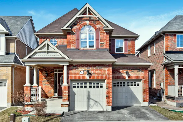 907 Etherington Way, Milton