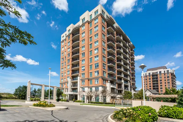 909 - 2365 Central Park Drive, Oakville
