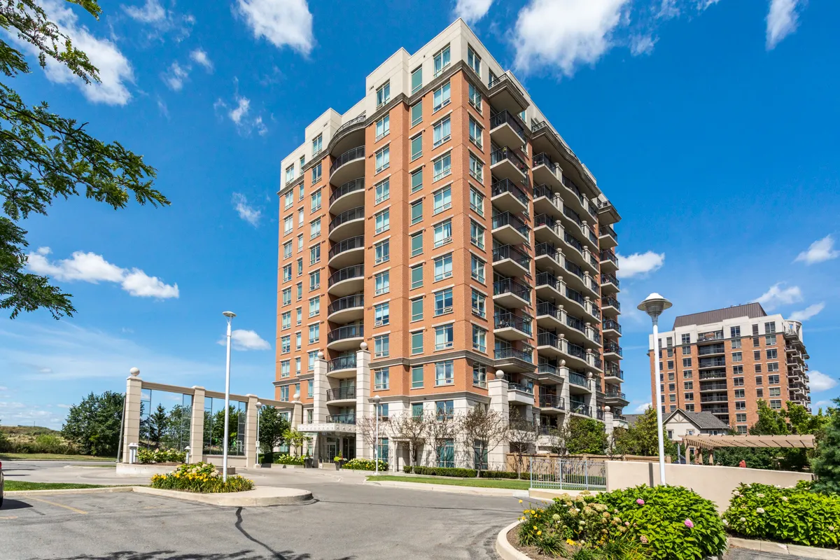 909 - 2365 Central Park Drive, Oakville
